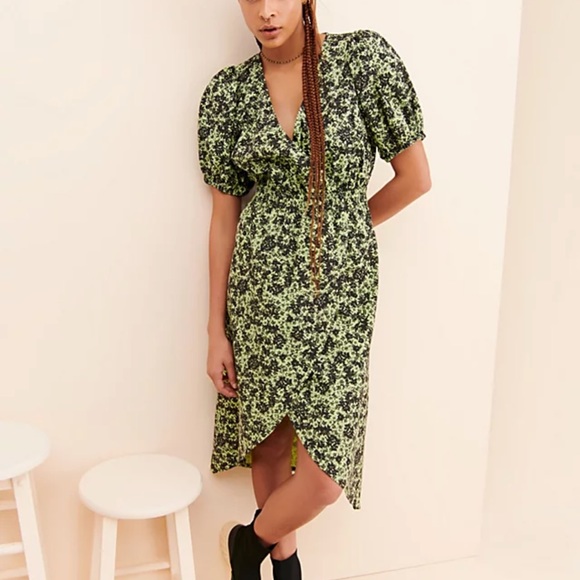 Just Female Dresses & Skirts - Just Female green and black floral dress